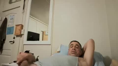 johnspataro831 online show from 12-22-25, 04:59