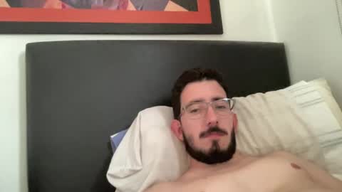 Snapshot of johnukber chatting on 12-01-24, 07:58 John Ukber online show from 12-01-24, 07:58