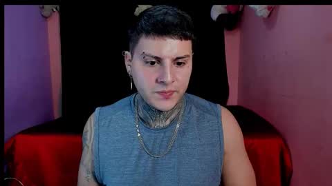 Johny online show from 11-08-25, 04:34