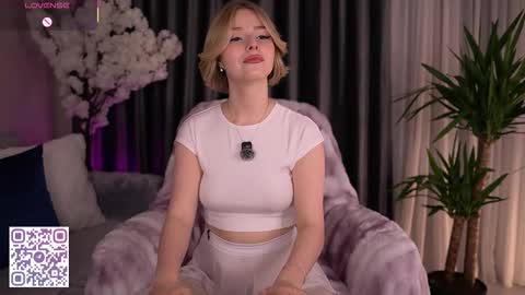 Paula online show from 10-05-25, 02:10