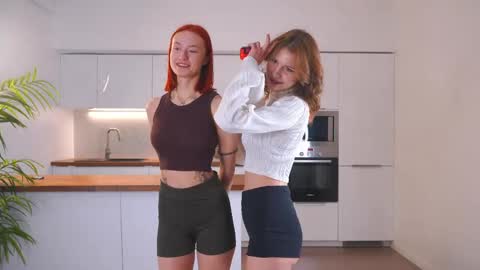 Alva online show from 06-04-26, 01:50
