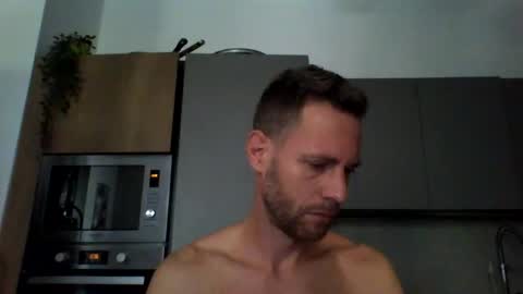 Snapshot of jojo19844 chatting on 09-11-25, 08:25 jojo19844 online show from 09-11-25, 08:25