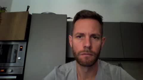 Snapshot of jojo19844 chatting on 09-17-25, 08:27 jojo19844 online show from 09-17-25, 08:27