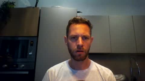 Snapshot of jojo19844 chatting on 09-18-25, 09:22 jojo19844 online show from 09-18-25, 09:22