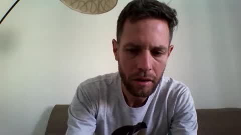 Snapshot of jojo19844 chatting on 10-15-25, 08:36 jojo19844 online show from 10-15-25, 08:36