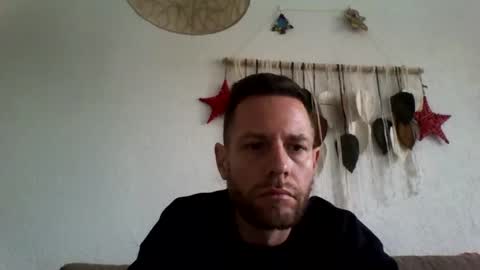 Snapshot of jojo19844 chatting on 12-19-25, 10:11 jojo19844 online show from 12-19-25, 10:11