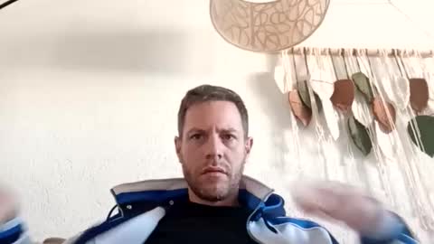 Snapshot of jojo19844 chatting on 01-14-26, 09:59 jojo19844 online show from 01-14-26, 09:59