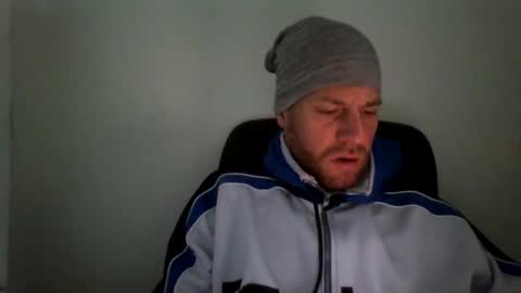 Snapshot of jojo19844 chatting on 02-18-26, 06:20 jojo19844 online show from 02-18-26, 06:20