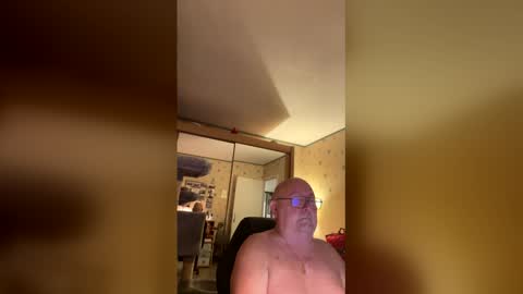 Snapshot of jojo60000529566 chatting on 01-13-26, 06:40 jojo60000529566 online show from 01-13-26, 06:40