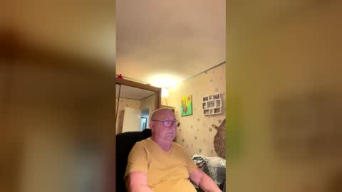 Snapshot of jojo60000529566 chatting on 02-11-26, 06:35 jojo60000529566 online show from 02-11-26, 06:35