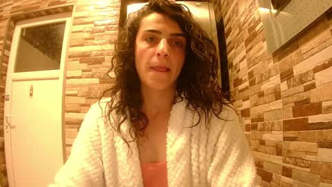 Snapshot of jojofit chatting on 03-12-25, 10:17 JojoFit online show from 03-12-25, 10:17