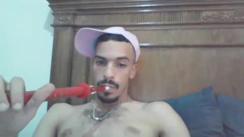 Snapshot of jokerharle1 chatting on 09-19-25, 03:02 ALICEARABIAN online show from 09-19-25, 03:02