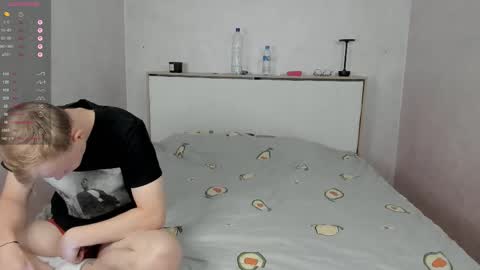 Snapshot of jokkeer69 chatting on 10-04-25, 10:02 Hello we John and Harli online show from 10-04-25, 10:02