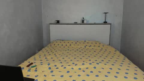 Snapshot of jokkeer69 chatting on 10-08-25, 01:53 Hello we John and Harli online show from 10-08-25, 01:53