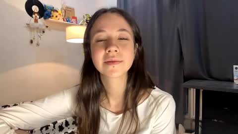 Snapshot of jolandamccammon chatting on 06-01-26, 05:25 I am Joline ntmuLets hit 10 Thumbs Up together online show from 06-01-26, 05:25
