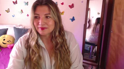 Jolie Mature online show from 01-28-25, 08:36