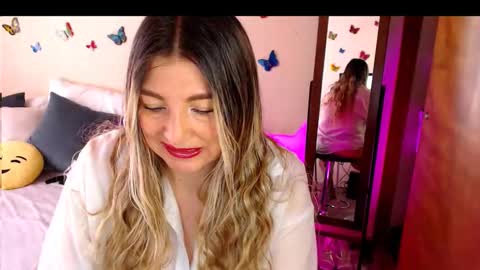 Jolie Mature online show from 09-14-25, 09:03