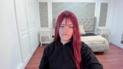 Snapshot of jolie_price chatting on 12-14-24, 03:07 Jolie price online show from 12-14-24, 03:07