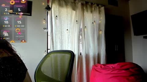 jolie_reyes1 online show from 01-12-25, 06:05