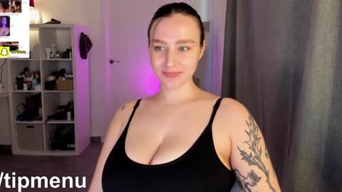 Snapshot of joliejoy chatting on 12-20-25, 02:35 Jolie My snapchat got deleted. If you were subscribed dm me my former username or scroll down and click on snapchat media online show from 12-20-25, 02:35