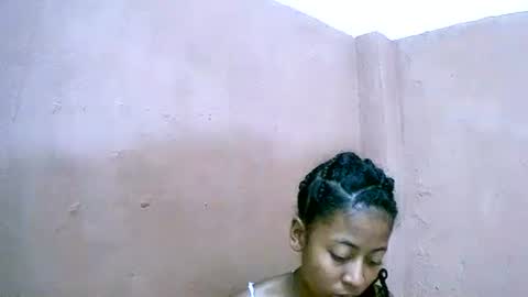 joliekah27 online show from 02-01-25, 07:34