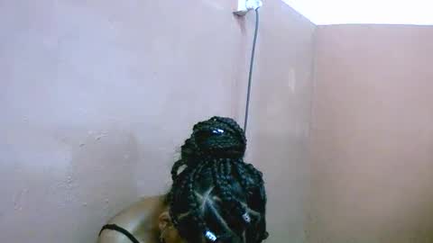 joliekah27 online show from 02-26-25, 11:09