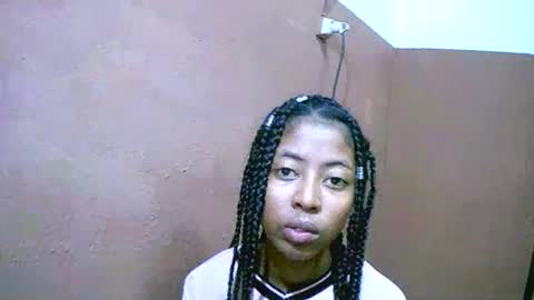 joliekah27 online show from 02-28-25, 02:20