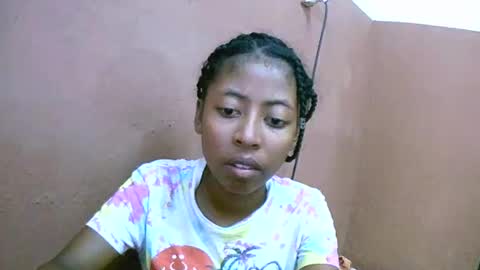 joliekah27 online show from 03-01-25, 10:24