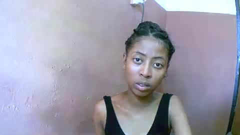 joliekah27 online show from 03-02-25, 08:27