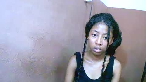 joliekah27 online show from 03-04-25, 04:38