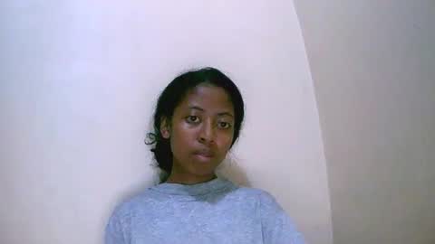 joliekah27 online show from 10-31-25, 07:26