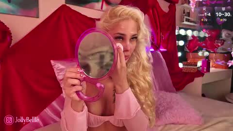 Snapshot of jollly_belle chatting on 03-01-25, 02:04 Belle online show from 03-01-25, 02:04