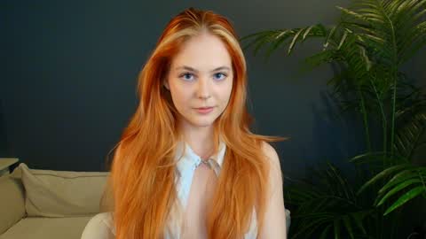 Snapshot of jolly_bean chatting on 01-17-25, 10:55 Polly  online show from 01-17-25, 10:55