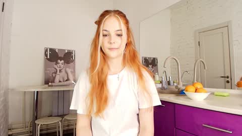 Snapshot of jolly_bean chatting on 01-21-25, 05:05 Polly  online show from 01-21-25, 05:05