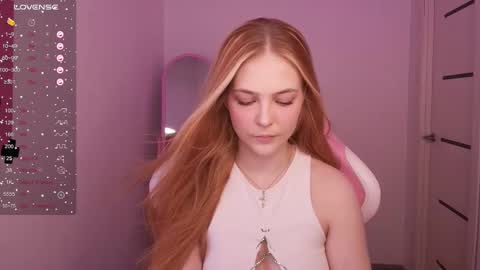 Snapshot of jolly_bean chatting on 02-24-25, 08:38 Polly  online show from 02-24-25, 08:38