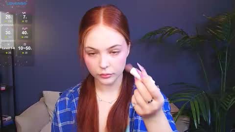 Snapshot of jolly_bean chatting on 10-10-25, 02:43 Polly  online show from 10-10-25, 02:43