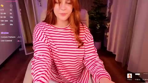 Snapshot of jolly_bean chatting on 05-15-26, 11:01 Polly online show from 05-15-26, 11:01