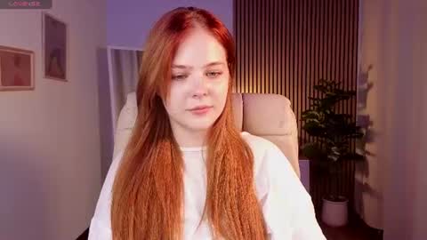 Snapshot of jolly_bean chatting on 06-20-26, 11:13 Polly online show from 06-20-26, 11:13
