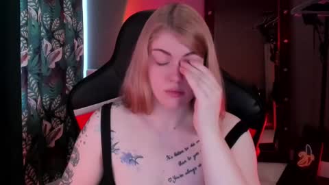 Jolly online show from 03-10-25, 04:07