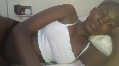 jollynabeb online show from 03-02-25, 11:42