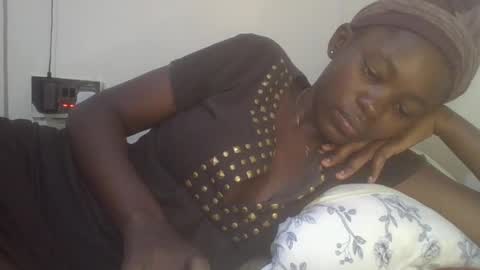 jollynabeb online show from 03-05-25, 08:54