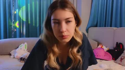 Viola online show from 10-19-25, 12:17