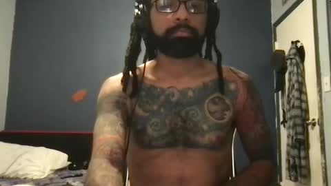 Snapshot of jon2h6k chatting on 03-10-25, 12:40 jon2h6k online show from 03-10-25, 12:40