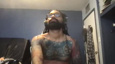 Snapshot of jon2h6k chatting on 12-02-25, 01:11 jon2h6k online show from 12-02-25, 01:11