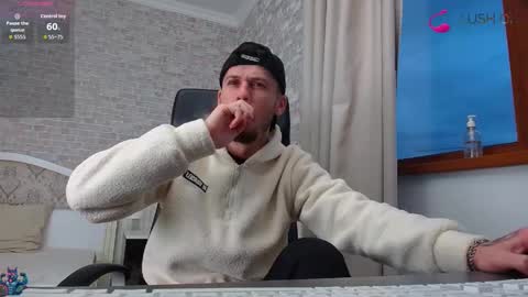 Snapshot of jonahshaw chatting on 10-09-25, 04:21 JonahShaw online show from 10-09-25, 04:21