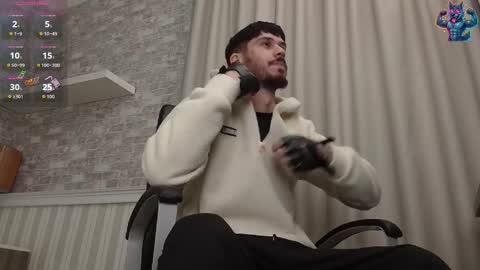 Snapshot of jonahshaw chatting on 10-20-25, 04:24 JonahShaw online show from 10-20-25, 04:24