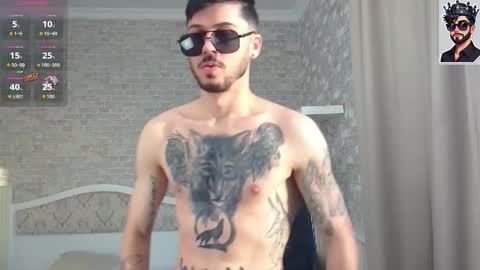 Snapshot of jonahshaw chatting on 10-29-25, 05:42 JonahShaw online show from 10-29-25, 05:42