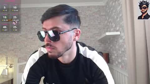 Snapshot of jonahshaw chatting on 10-30-25, 05:31 JonahShaw online show from 10-30-25, 05:31