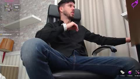 Snapshot of jonahshaw chatting on 11-06-25, 06:14 JonahShaw online show from 11-06-25, 06:14