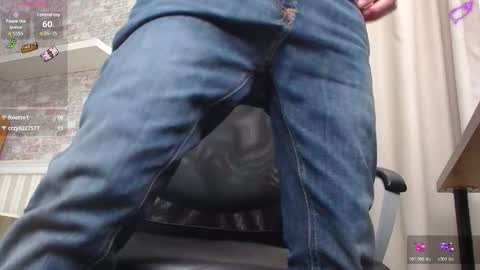 Snapshot of jonahshaw chatting on 11-08-25, 05:51 JonahShaw online show from 11-08-25, 05:51